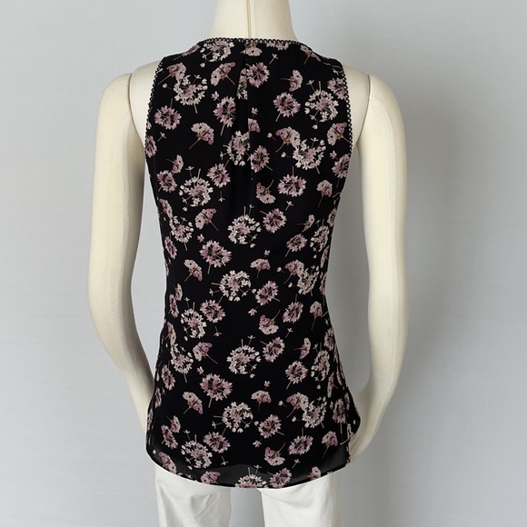 NWOT WHBM Floral Lace Print Top Size XS Petite - Picture 11 of 16